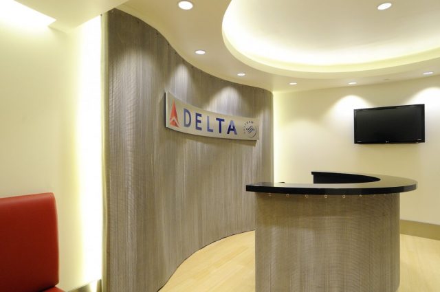 Delta Airlines Lobby Desk Decorative Wire Mesh Project